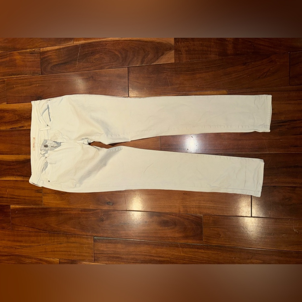 Levi’s white